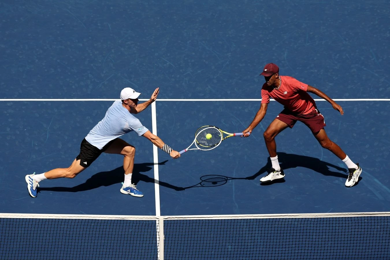 Ondersteunende afbeelding voor Rajeev Ram en Joe Salisbury die een spannende driesetter in het dubbelspel winnen op de US Open